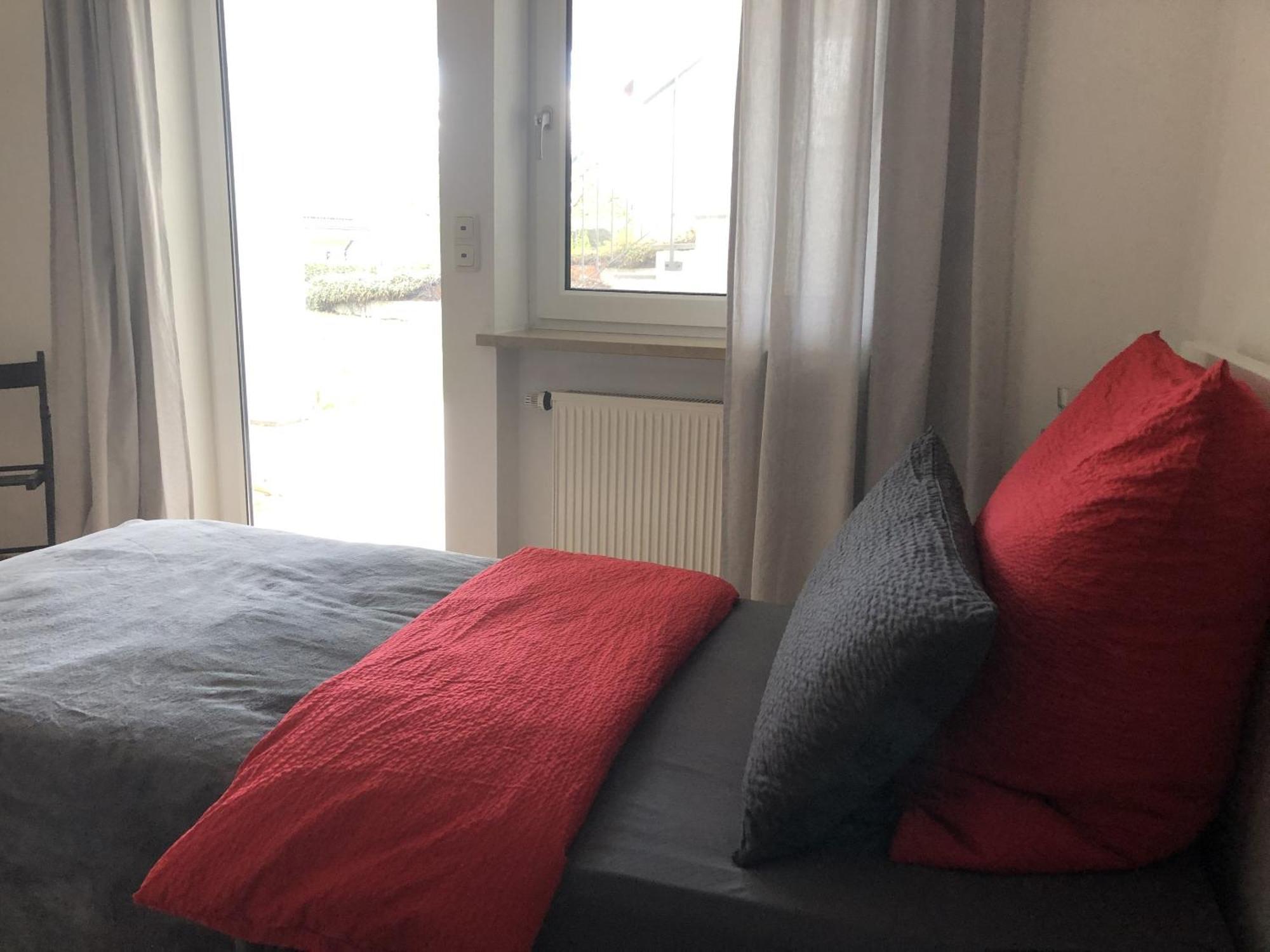 Wohnung Am Kreuzberg Fuer 8 Personen Medlingen Exterior foto